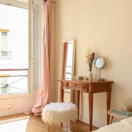 Charming Near Opera Appartamento *